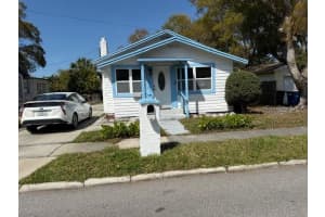 1010 Plaza St, CLEARWATER