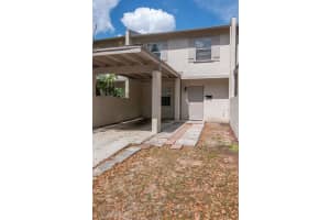 5166 TENNIS COURT CIRCLE, TAMPA, FL 33617 - MLS#MFRTB8486669