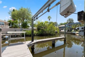 428 Klosterman Rd W Palm Harbor, FL 34683 - Off Market