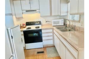 2224 CA D ORO DRIVE, SARASOTA, FL 34238 - MLS#MFRTB8486717