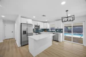 8803 VAN FLEET ROAD, RIVERVIEW, FL 33578 - MLS#MFRTB8486843