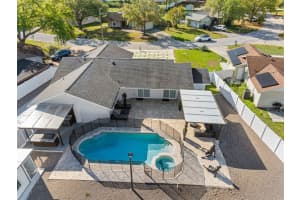 1803 LAKE CREST AVENUE, BRANDON, FL 33510 - MLS#MFRTB8486861