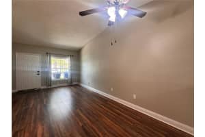 915 BURLWOOD STREET, BRANDON, FL 33511 - MLS#MFRTB8486883