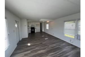 3245 MAIN STREET, LAKELAND, FL 33807 - MLS#MFRTB8486993