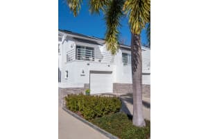 2983 KNIGHTS AVENUE, TAMPA, FL 33611 - MLS#MFRTB8487030