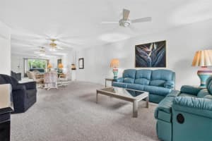 2001 WORLD PARKWAY BOULEVARD, CLEARWATER, FL 33763 - MLS#MFRTB8487052