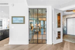 180 BEACH DRIVE, ST PETERSBURG, FL 33701 - MLS#MFRTB8487087