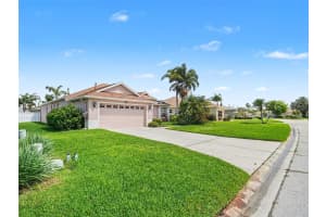 535 PLANTERS MANOR WAY, BRADENTON, FL 34212 - MLS#MFRTB8487107