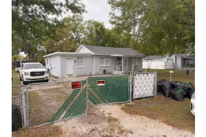5504 ALDANA DRIVE, TAMPA, FL 33614 - MLS#MFRTB8487134