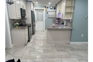 5504 ALDANA DRIVE, TAMPA, FL 33614 - MLS#MFRTB8487134