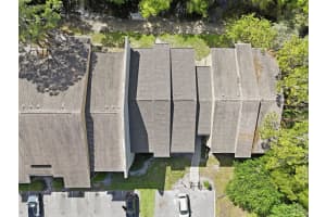 13285 ARBOR POINTE CIRCLE, TAMPA, FL 33617 - MLS#MFRTB8487175