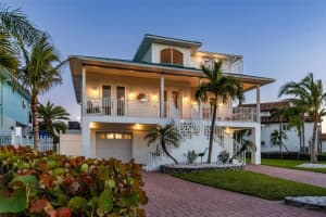 874 Bay Point Dr, MADEIRA BEACH