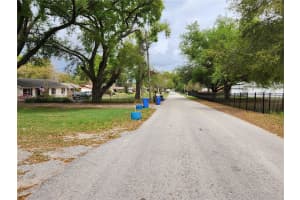 1926 MEADOWRIDGE DRIVE, VALRICO, FL 33596 - MLS#MFRTB8487306