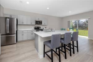 5556 SUMMER SUNSET DRIVE, APOLLO BEACH, FL 33572 - MLS#MFRTB8487374