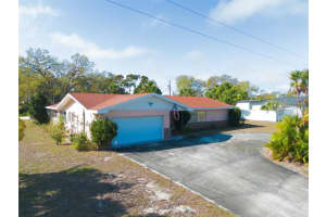 201 HARBOR BLUFF DRIVE, LARGO, FL 33770 - MLS#MFRTB8487404