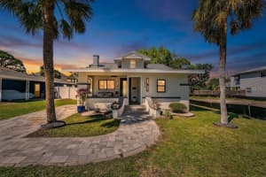 1875 MICHIGAN AVENUE, ST PETERSBURG, FL 33703 - MLS#MFRTB8487449