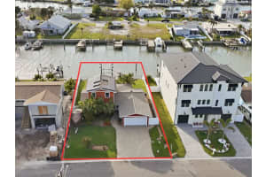 532 CRYSTAL DRIVE, MADEIRA BEACH, FL 33708 - MLS#MFRTB8487459