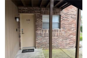 10485 CARROLLBROOK CIRCLE, TAMPA, FL 33618 - MLS#MFRTB8487487