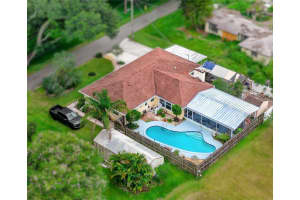 6412 WOODLYNNE AVENUE, TAMPA, FL 33614 - MLS#MFRTB8487494