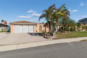 9900 ISLAND HARBOR DRIVE, PORT RICHEY, FL 34668 - MLS#MFRTB8487509