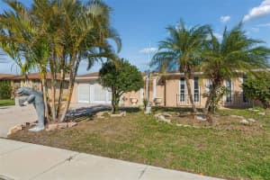 9900 ISLAND HARBOR DRIVE, PORT RICHEY, FL 34668 - MLS#MFRTB8487509