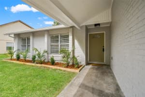13922 BRIARDALE LANE, TAMPA, FL 33618 - MLS#MFRTB8487523