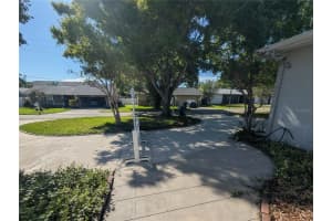 5041 MYRTLE LANE, MADEIRA BEACH, FL 33708 - MLS#MFRTB8487553