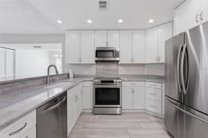 3001 58TH AVENUE, ST PETERSBURG, FL 33712 - MLS#MFRTB8487563