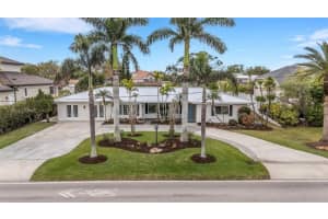441 BAYSHORE DRIVE, VENICE, FL 34285 - MLS#MFRTB8487580