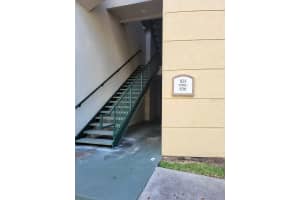 17110 CARRINGTON PARK DRIVE, TAMPA, FL 33647 - MLS#MFRTB8487608