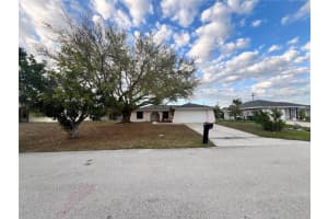 405 43RD LANE, CAPE CORAL, FL 33914 - MLS#MFRTB8487638