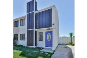 6412 Rockpointe Dr, TAMPA