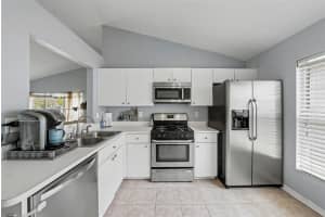 5214 CREEKMORE LANE, TAMPA, FL 33624 - MLS#MFRTB8487669