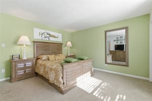 5005 COQUINA KEY DRIVE, ST PETERSBURG, FL 33705 - MLS#MFRTB8487712