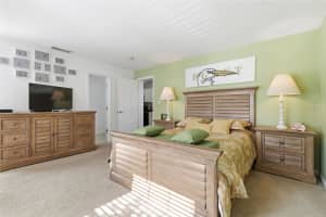 5005 COQUINA KEY DRIVE, ST PETERSBURG, FL 33705 - MLS#MFRTB8487712