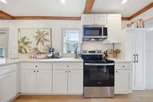 3036 EMERSON AVENUE, ST PETERSBURG, FL 33712 - MLS#MFRTB8487738