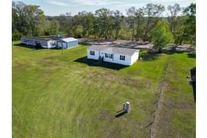 5570 76TH TERRACE, HIGH SPRINGS, FL 32643 - MLS#MFRTB8487758