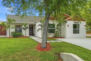 6820 SHERIDAN ROAD, TAMPA, FL 33611 - MLS#MFRTB8487824