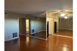 209 LINCOLN CIRCLE, ST PETERSBURG, FL 33702 - MLS#MFRTB8487875