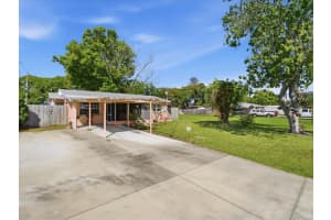 10698 106TH STREET, LARGO, FL 33773 - MLS#MFRTB8487900