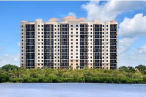 5823 Bowen Daniel Dr #401, TAMPA