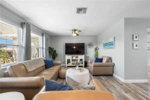 11781 68TH AVENUE, SEMINOLE, FL 33772 - MLS#MFRTB8487979