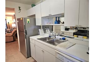 10037 62ND TERRACE, ST PETERSBURG, FL 33708 - MLS#MFRTB8488068