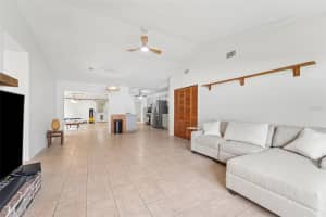 2007 GOLF VIEW DRIVE, DUNEDIN, FL 34698 - MLS#MFRTB8488084