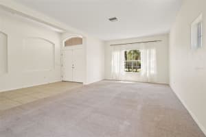 518 YORK DALE DRIVE, RUSKIN, FL 33570 - MLS#MFRTB8488095