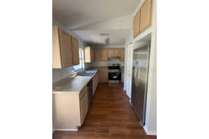 8512 QUEEN BROOKS COURT, TEMPLE TERRACE, FL 33637 - MLS#MFRTB8488112