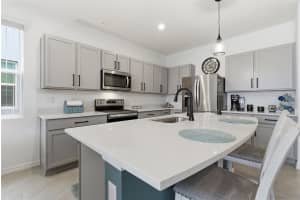 475 MANGROVE SHADE CIRCLE, APOLLO BEACH, FL 33572 - MLS#MFRTB8488151