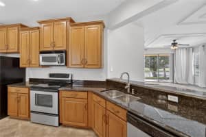 210 SHELL FALLS DRIVE, APOLLO BEACH, FL 33572 - MLS#MFRTB8488196