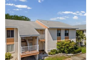 9940 7TH WAY, ST PETERSBURG, FL 33702 - MLS#MFRTB8488198