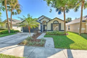 6910 JAMESTOWN MANOR DRIVE, RIVERVIEW, FL 33578 - MLS#MFRTB8488218